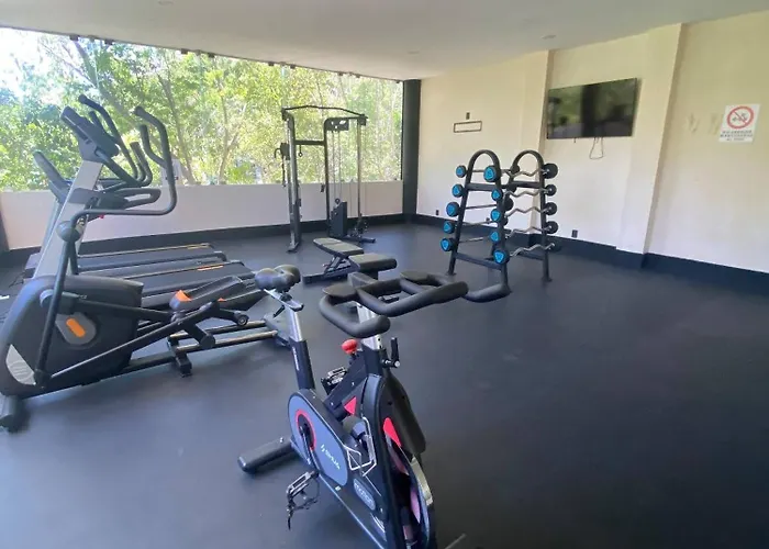 Great 3 Bedroom And Private Pool *