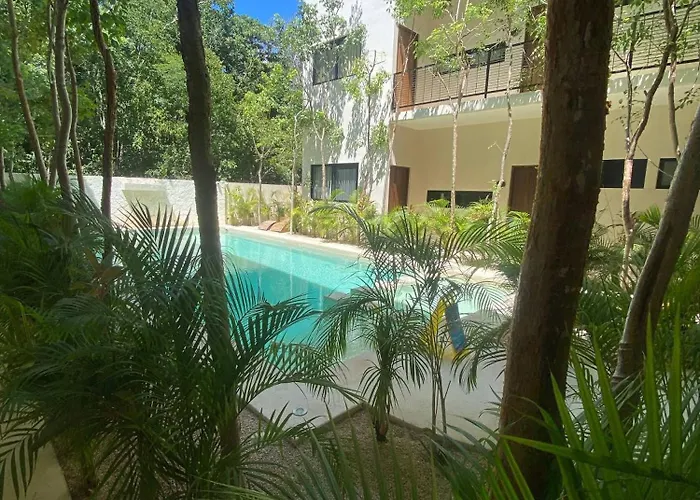 Great 3 Bedroom And Private Pool